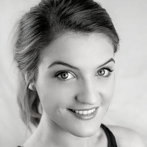 Sophie Cottle Photo
